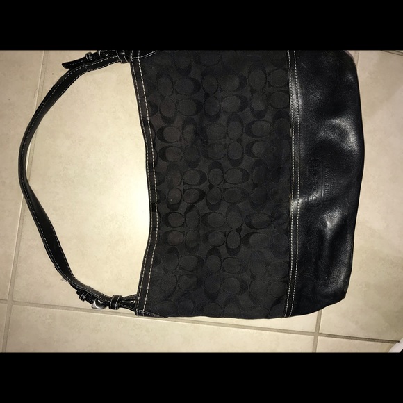 Coach black authentic sak bag - Picture 6 of 6